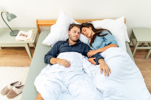 Couverture lestée Novaline 240x220 en bambou blanc pour couple dormant